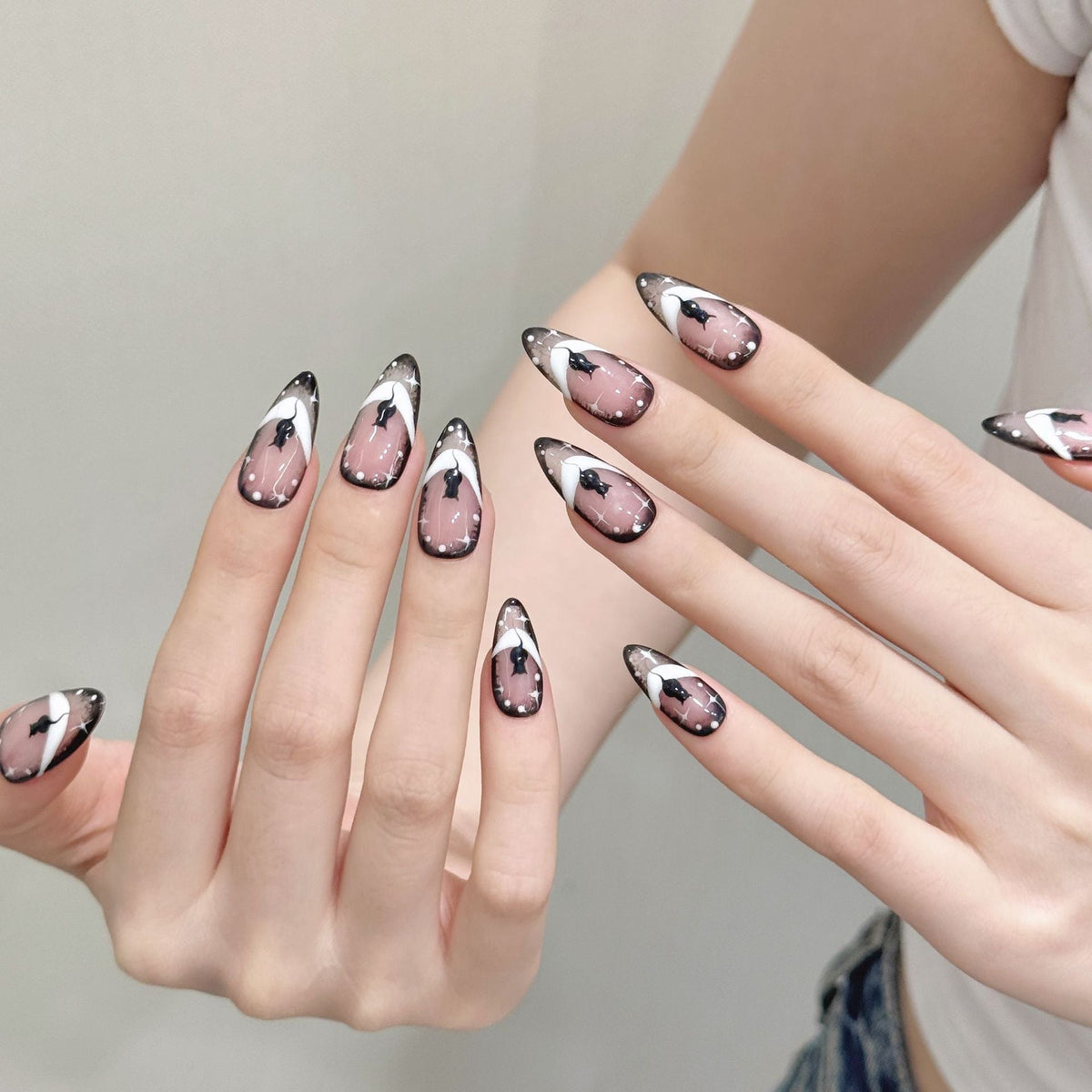 Black Cat Moonlit Chic Minimalist Press On Nails