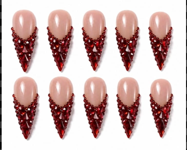 Vixen by Gattina, luxury hand-crafted press-on nails