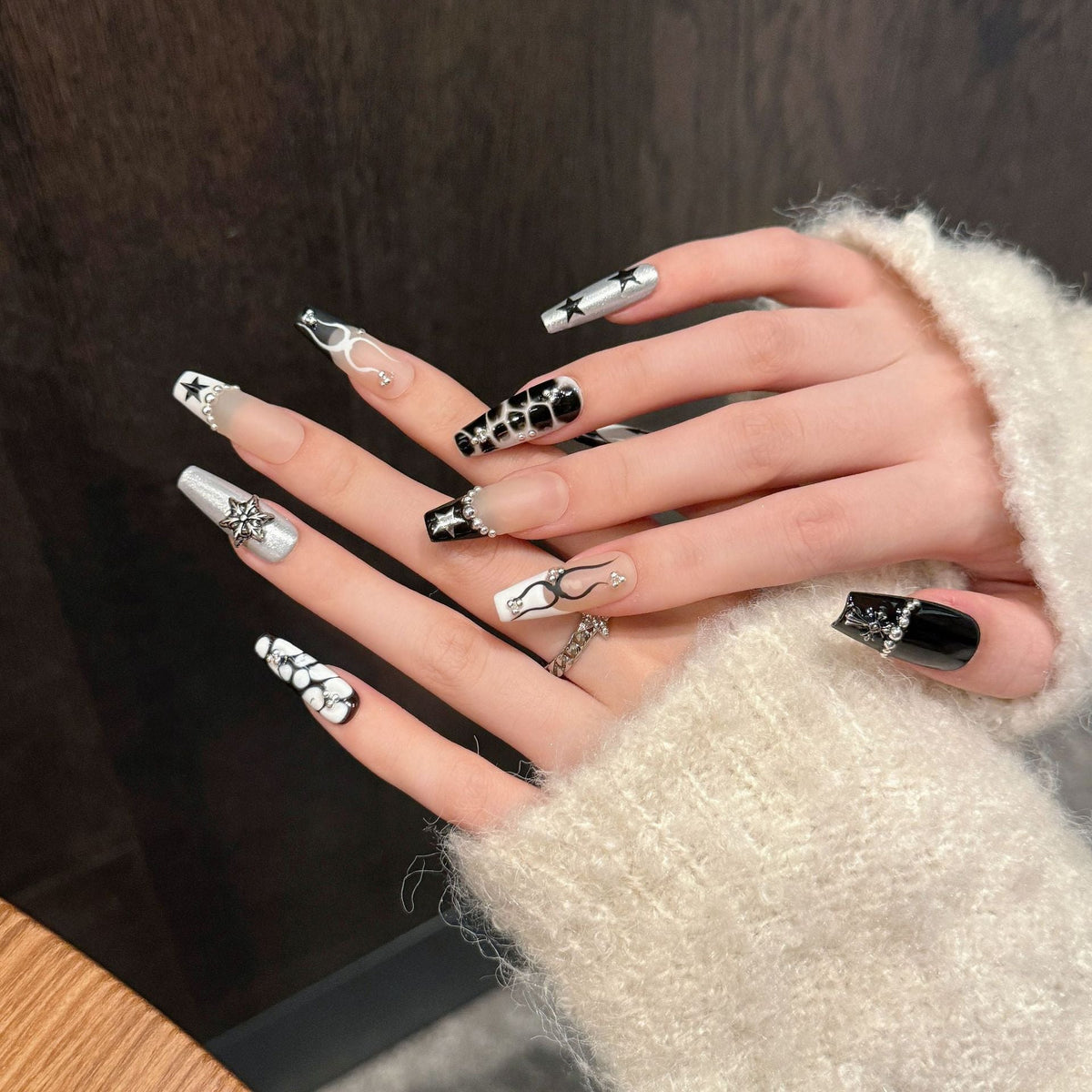 Siren's Coffin by Gattina, luxury hand-crafted press-on nails