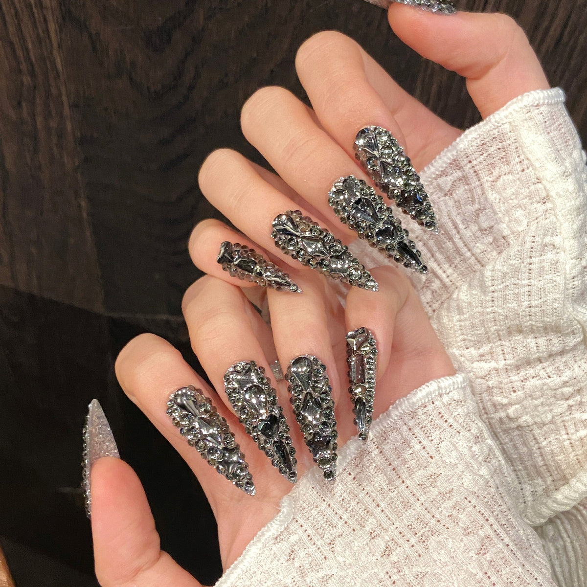 Gunmetal Nails with Ultra Sparkle Full Crystal Gothic Style – Image 3