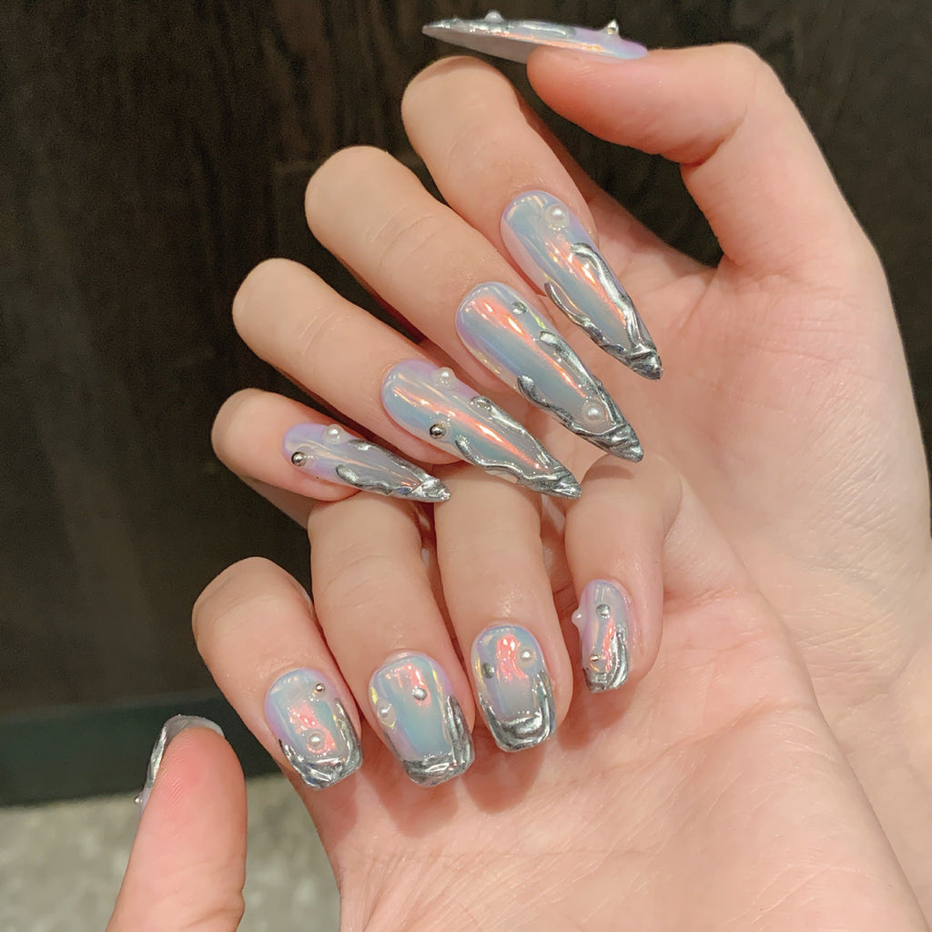 Opaline by Gattina, luxury hand-crafted press-on nails