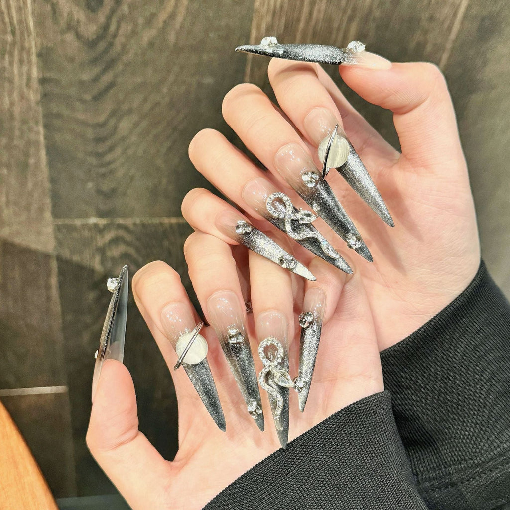 Silver Viper by Gattina, luxury hand-crafted press-on nails