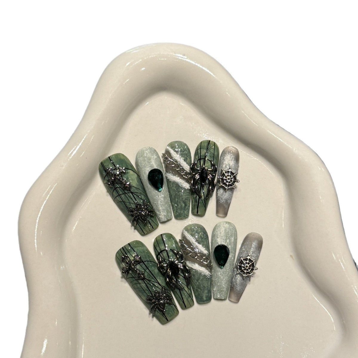 Venom by Gattina, luxury hand-crafted press-on nails