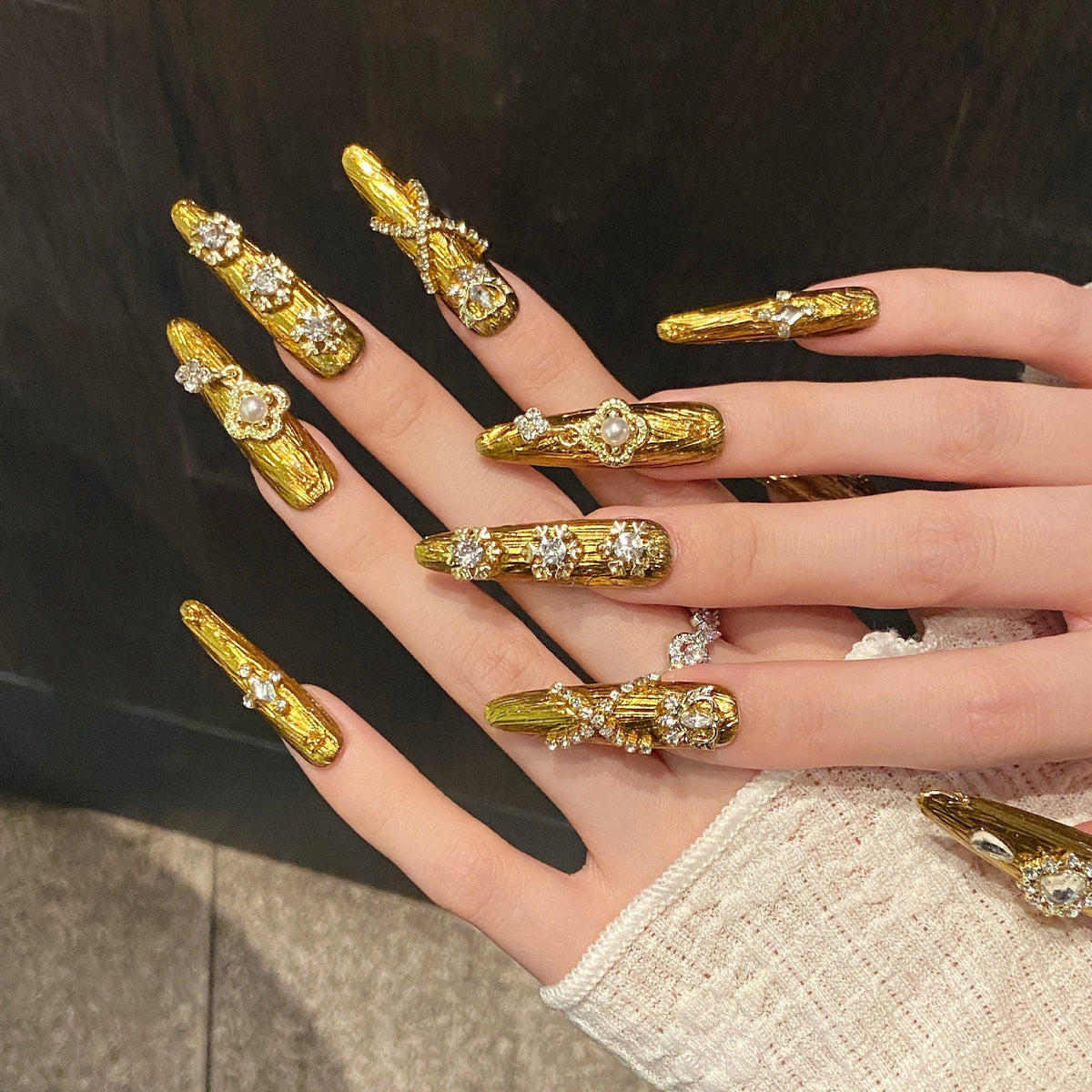 Versailles by Gattina, luxury hand-crafted press-on nails