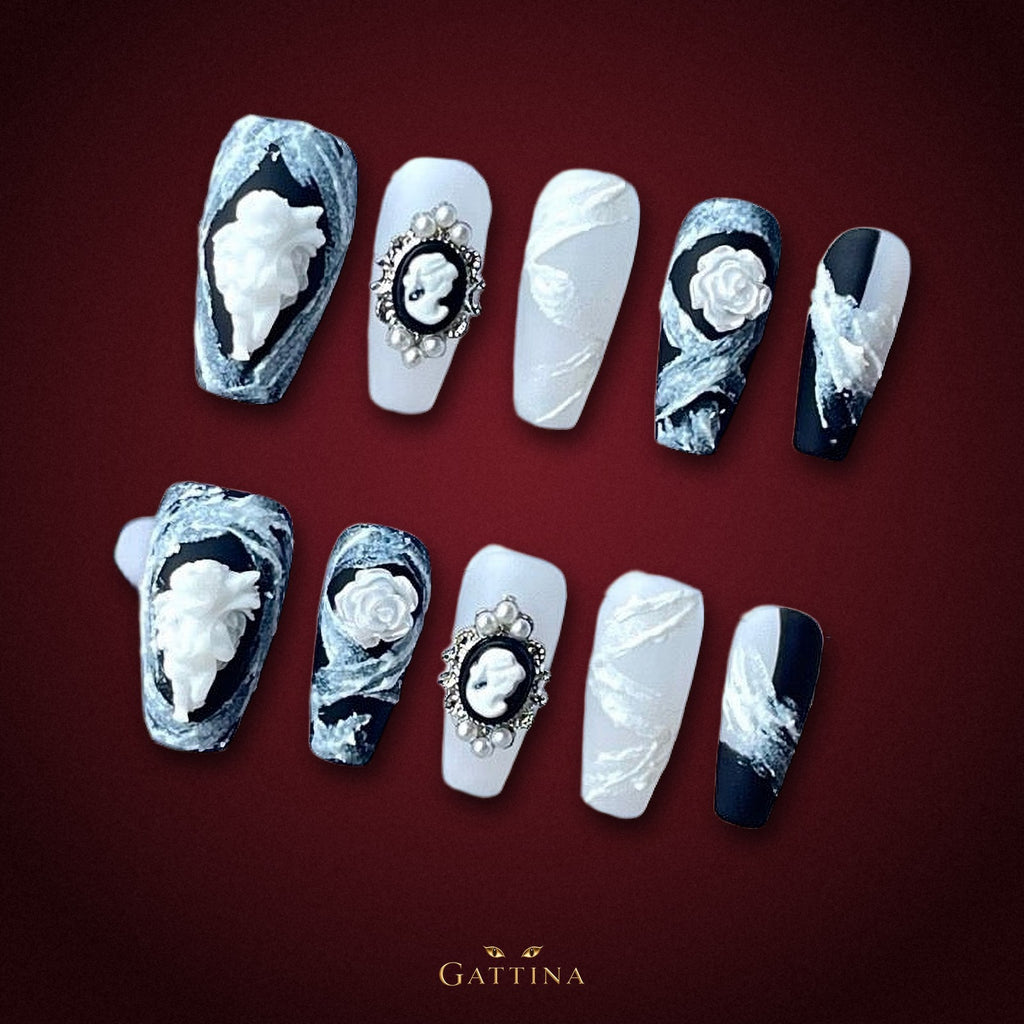 Dark Romance by Gattina, luxury hand-crafted press-on nails