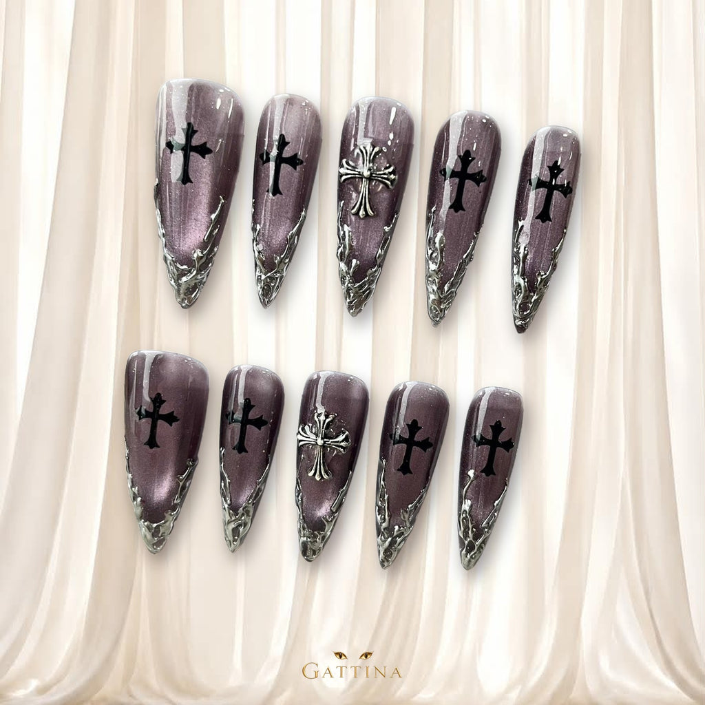 Knight-Mare by Gattina, luxury hand-crafted press-on nails